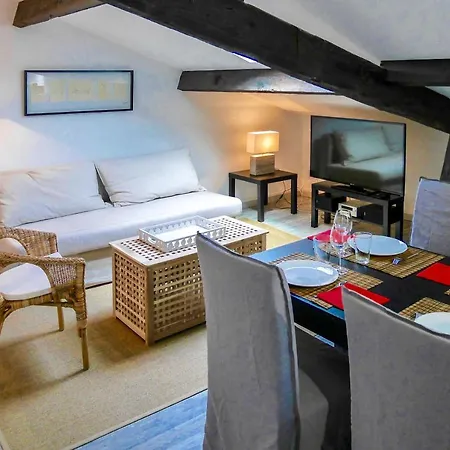 Les Appartements De Cyrano Bergerac Exterior photo
