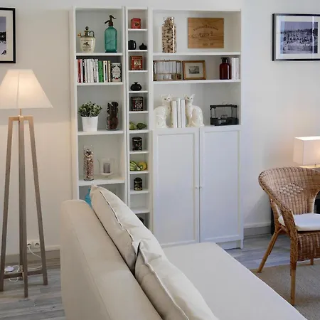 Les Appartements De Cyrano Bergerac Exterior photo