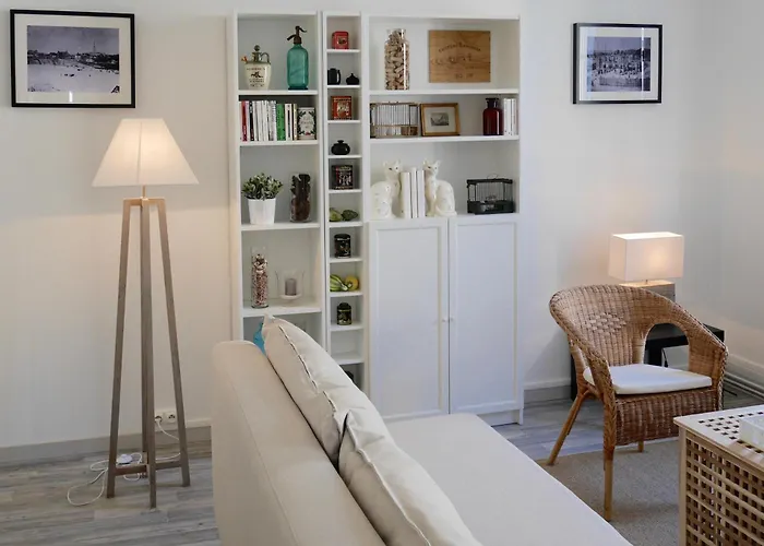 Les Appartements De Cyrano